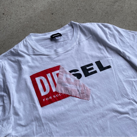 Diesel Logo T-Shirt - Picture 2 of 8